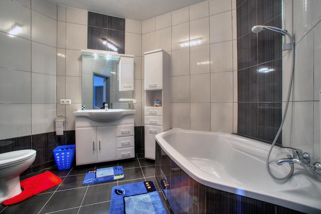 Apartments Peran Šibenik Kamer foto
