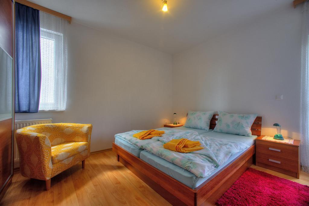 Apartments Peran Šibenik Kamer foto