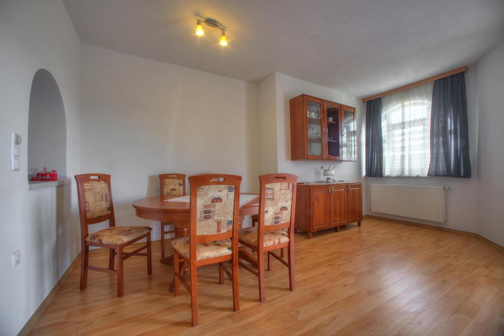 Apartments Peran Šibenik Kamer foto